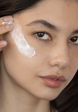 Load image into Gallery viewer, Protect Antioxidant Moisturizer
